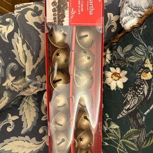 Martha Stewart Festive Gold Bells 12ft garland
